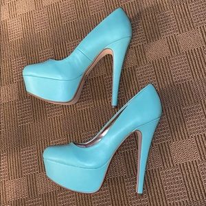 Anne Michelle Realove Mint Green Pumps Size 7